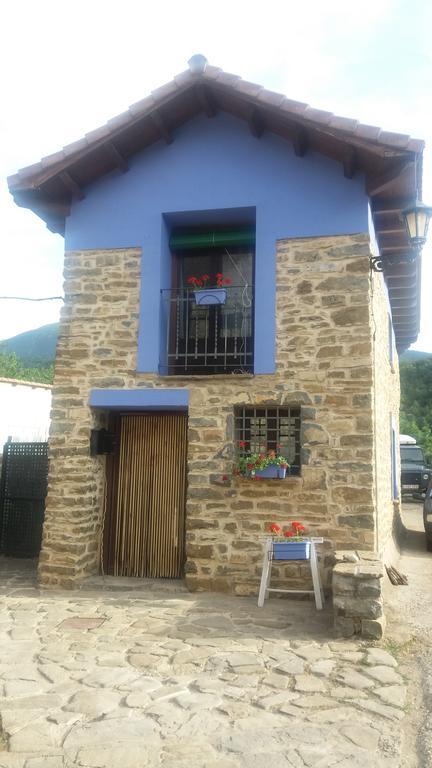 Affittacamere La Casa Azul Yosa de Sobremonte Esterno foto